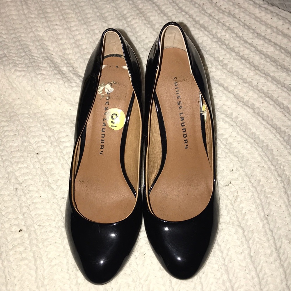 Chinese Laundry stiletto heals